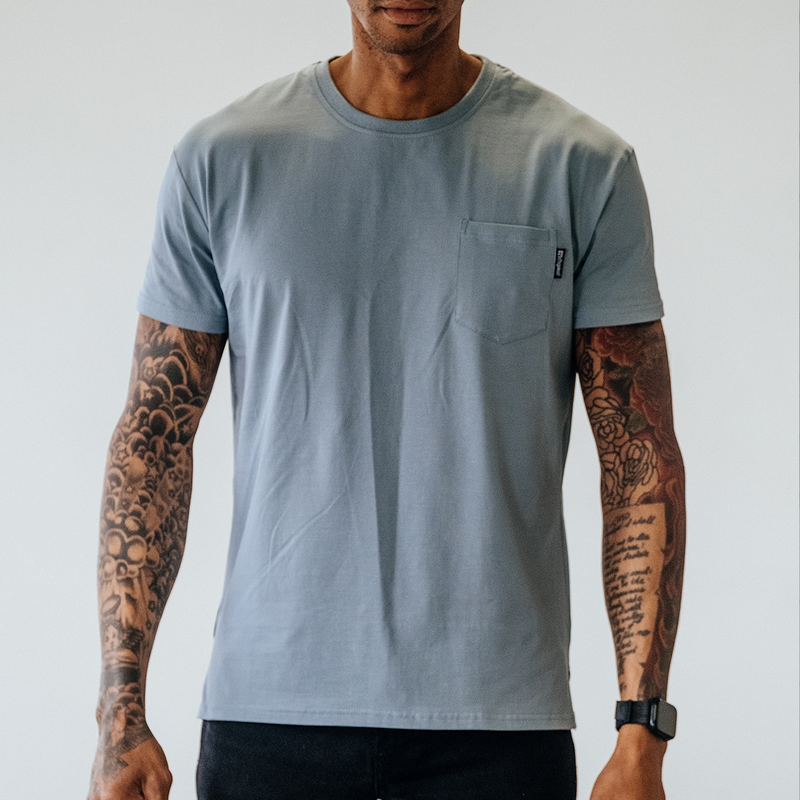 021 ESSENTIAL POCKET T-SHIRT - STORM BLUE